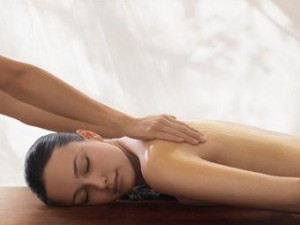 Model-Aromassage-Corps